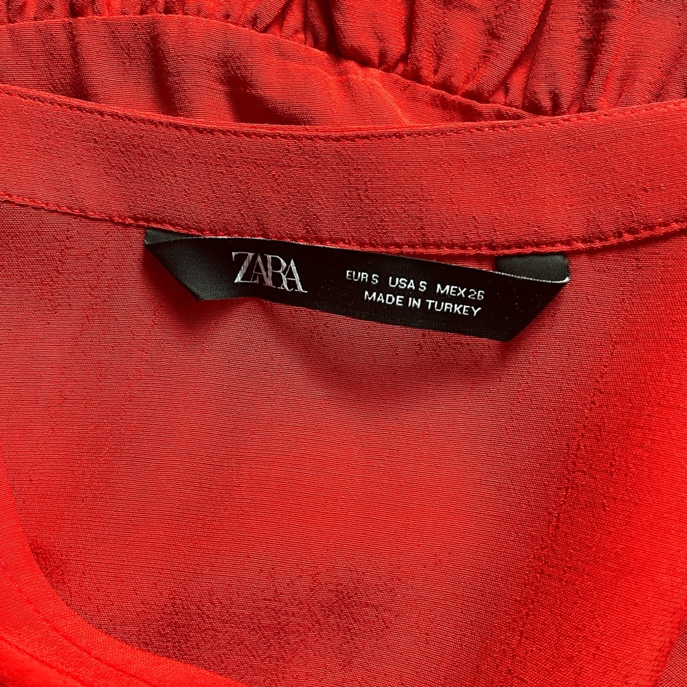 Zara Scarlet Ruffle V-Neck Blouse - Picture 6 of 6